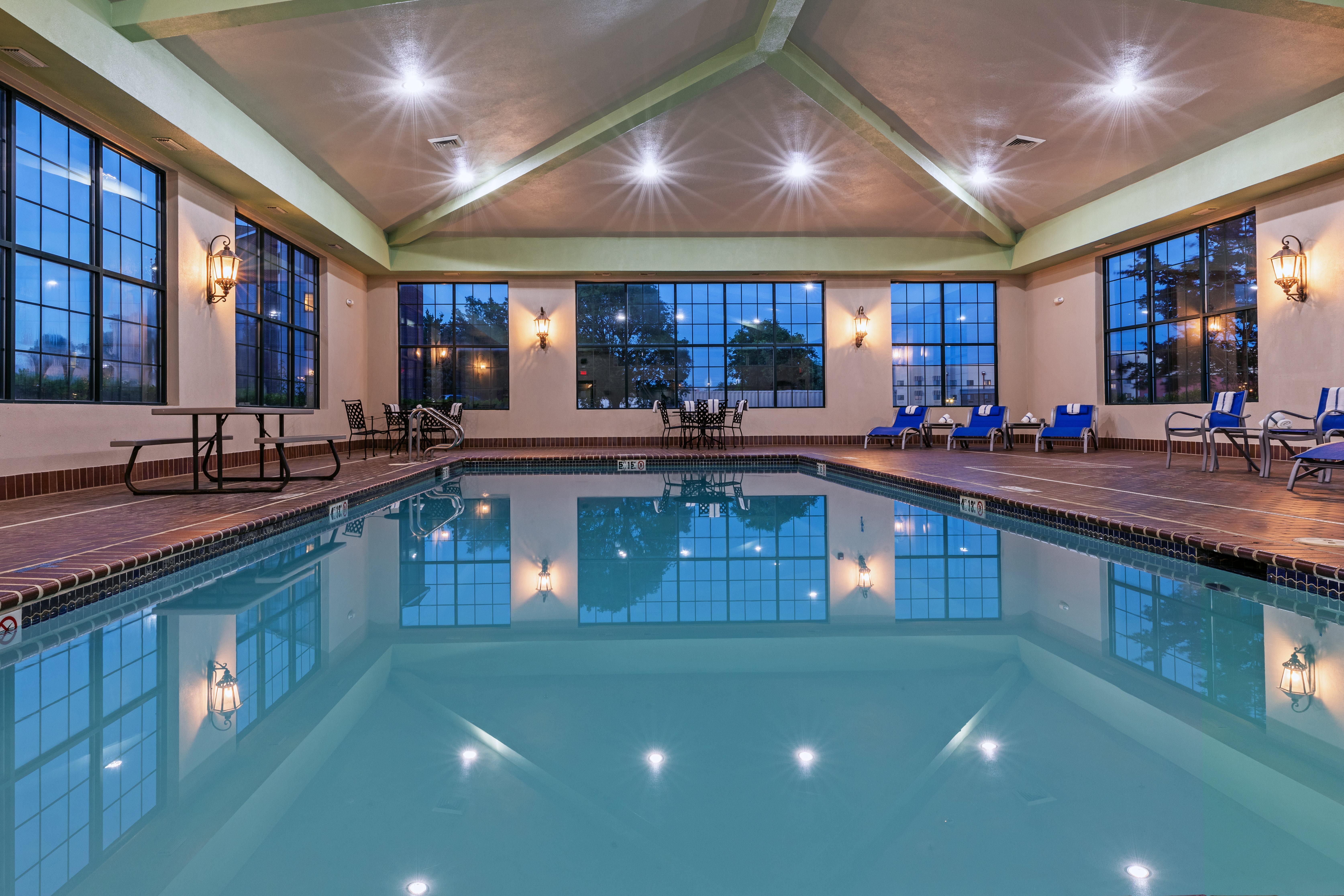 Holiday Inn Express & Suites Tulsa S Broken Arrow Hwy 51 By Ihg Luaran gambar