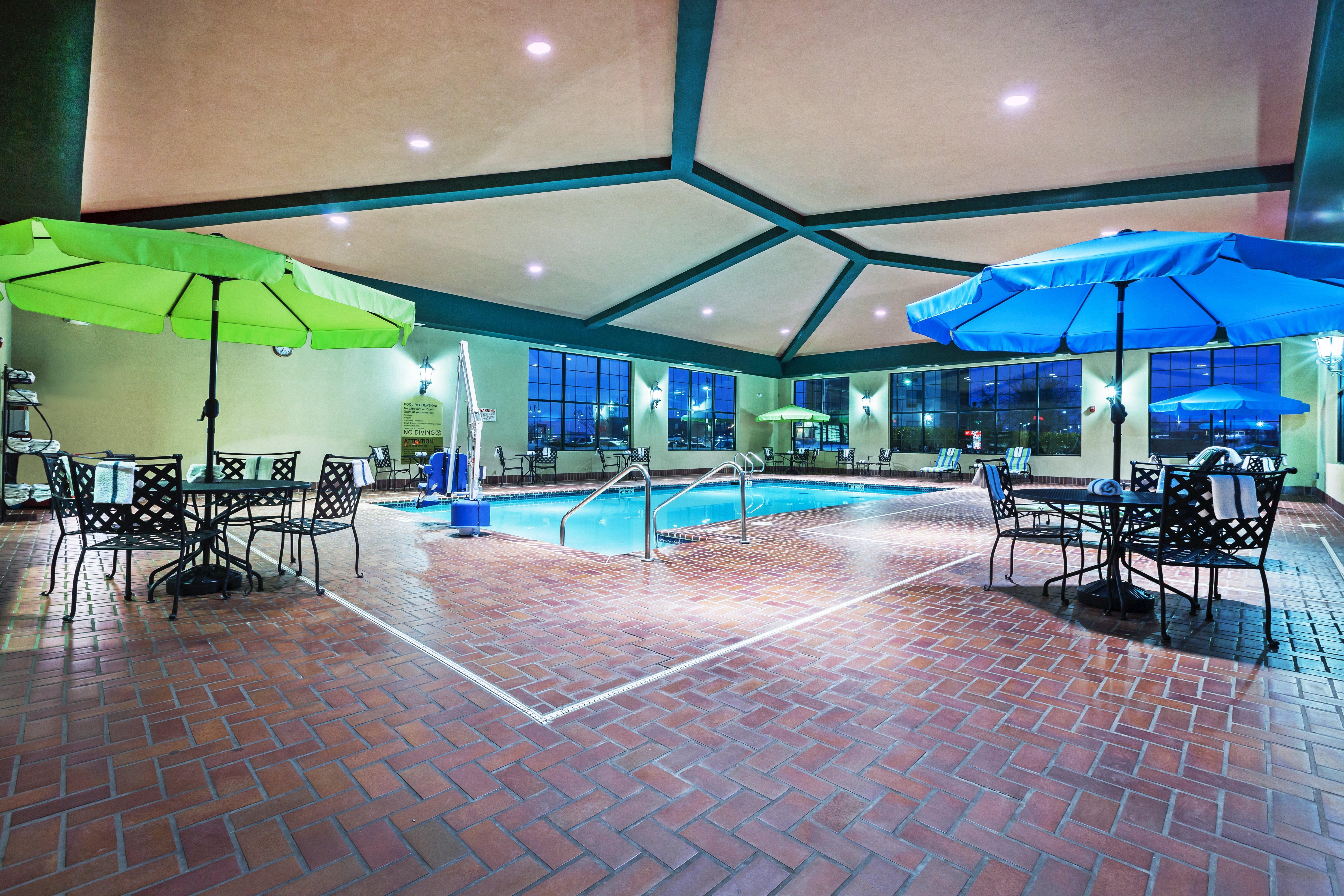 Holiday Inn Express & Suites Tulsa S Broken Arrow Hwy 51 By Ihg Luaran gambar