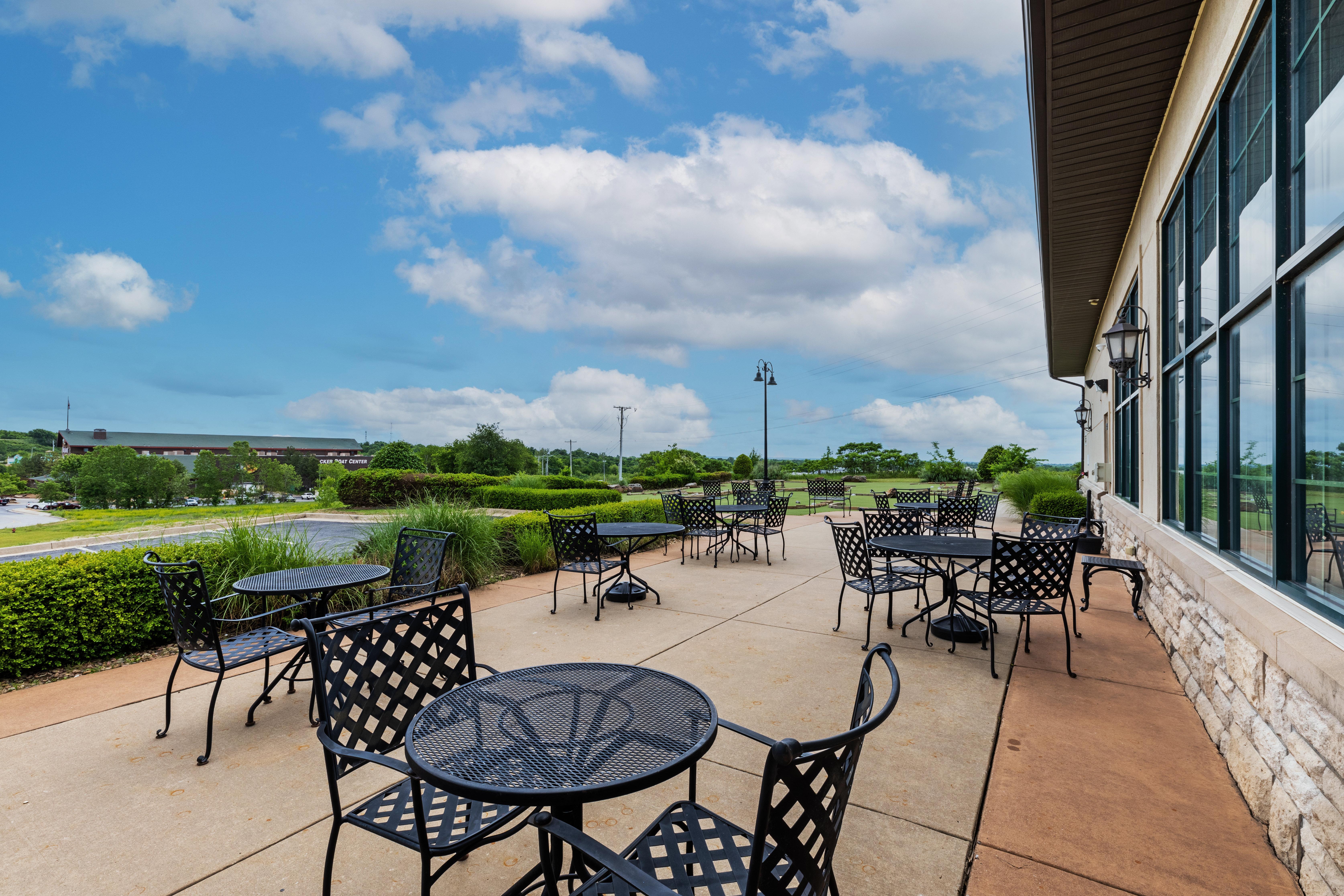 Holiday Inn Express & Suites Tulsa S Broken Arrow Hwy 51 By Ihg Luaran gambar
