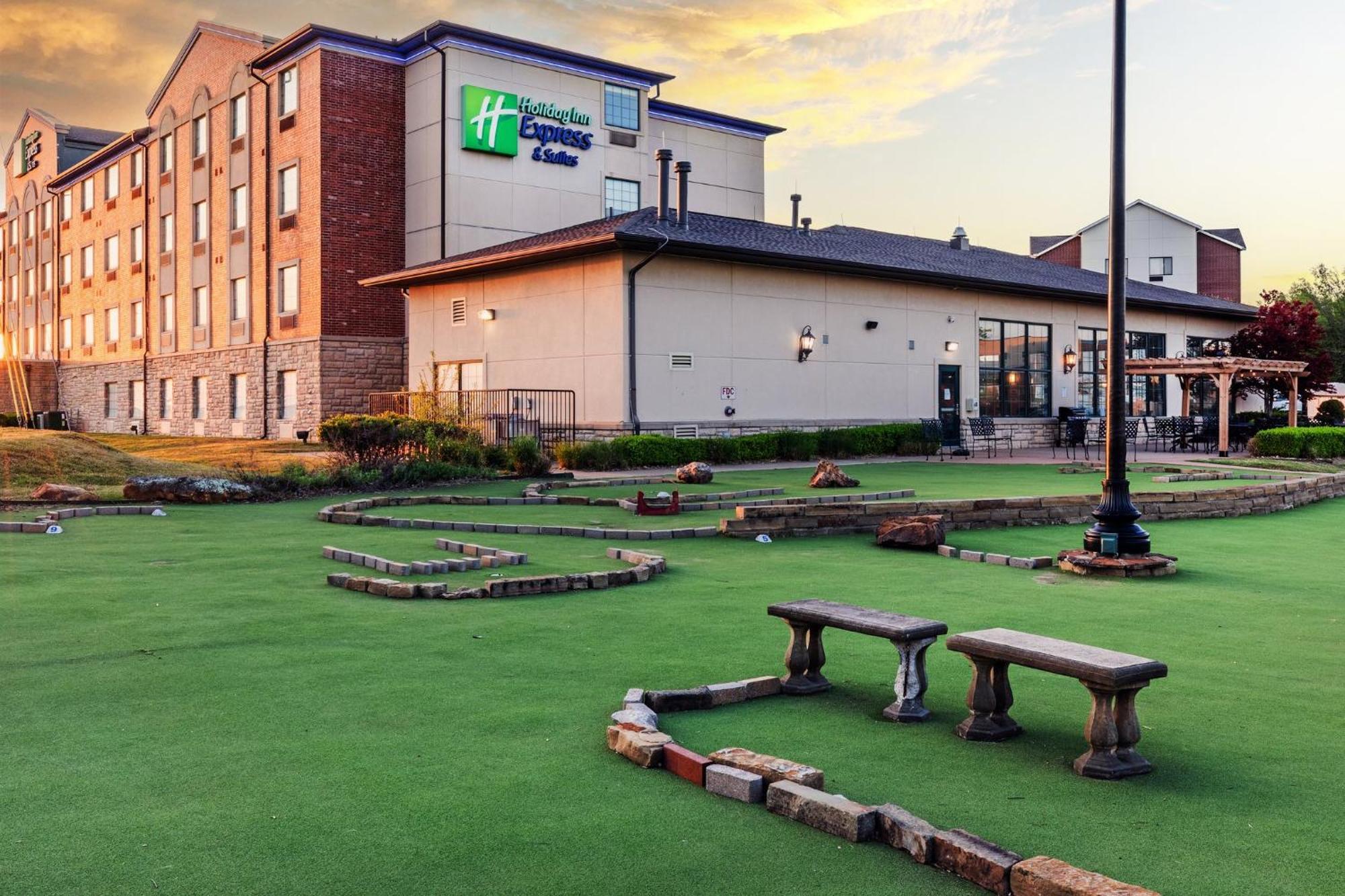 Holiday Inn Express & Suites Tulsa S Broken Arrow Hwy 51 By Ihg Luaran gambar