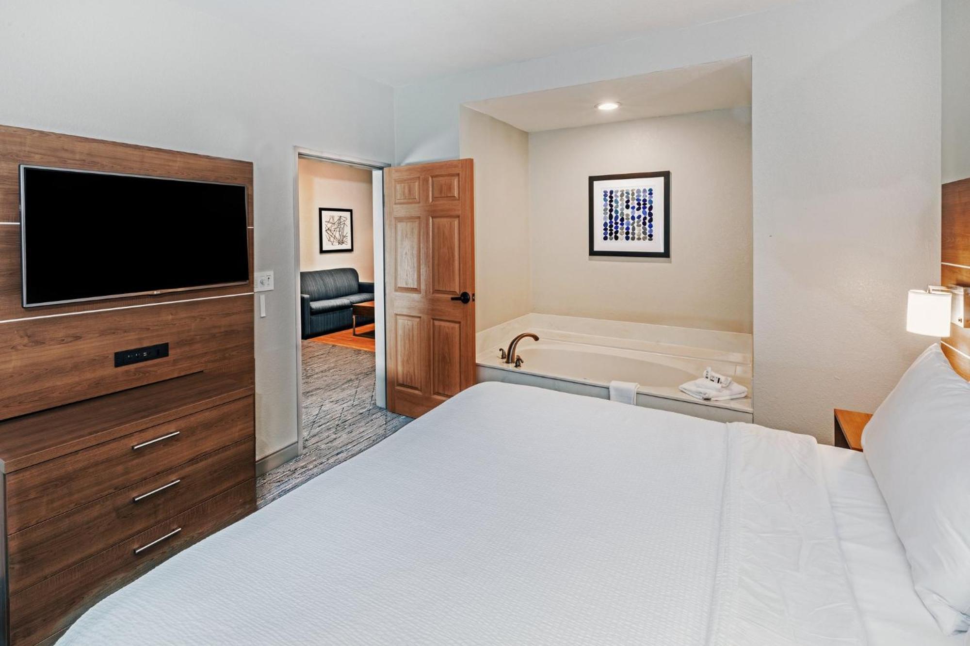 Holiday Inn Express & Suites Tulsa S Broken Arrow Hwy 51 By Ihg Luaran gambar
