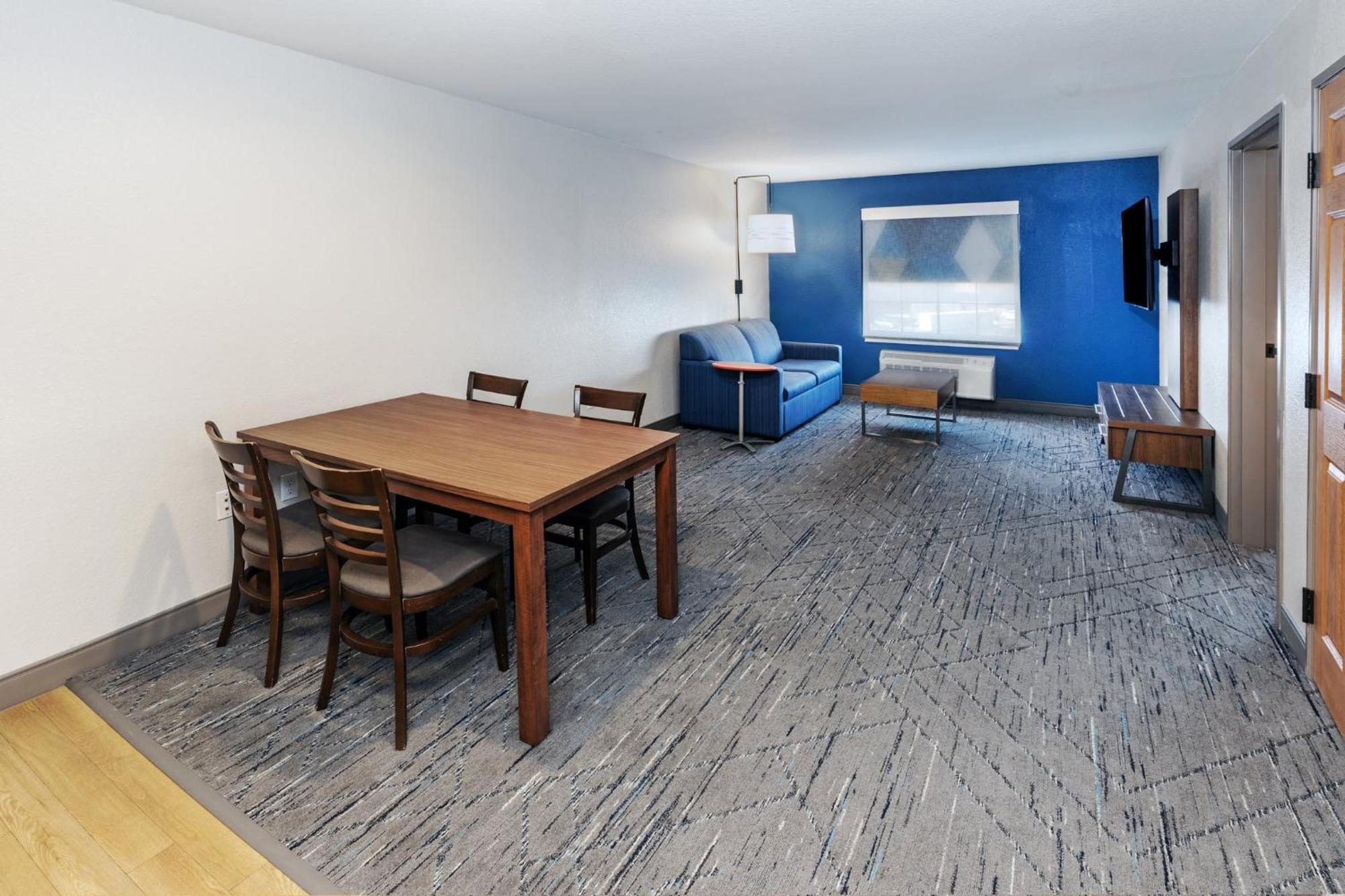 Holiday Inn Express & Suites Tulsa S Broken Arrow Hwy 51 By Ihg Luaran gambar