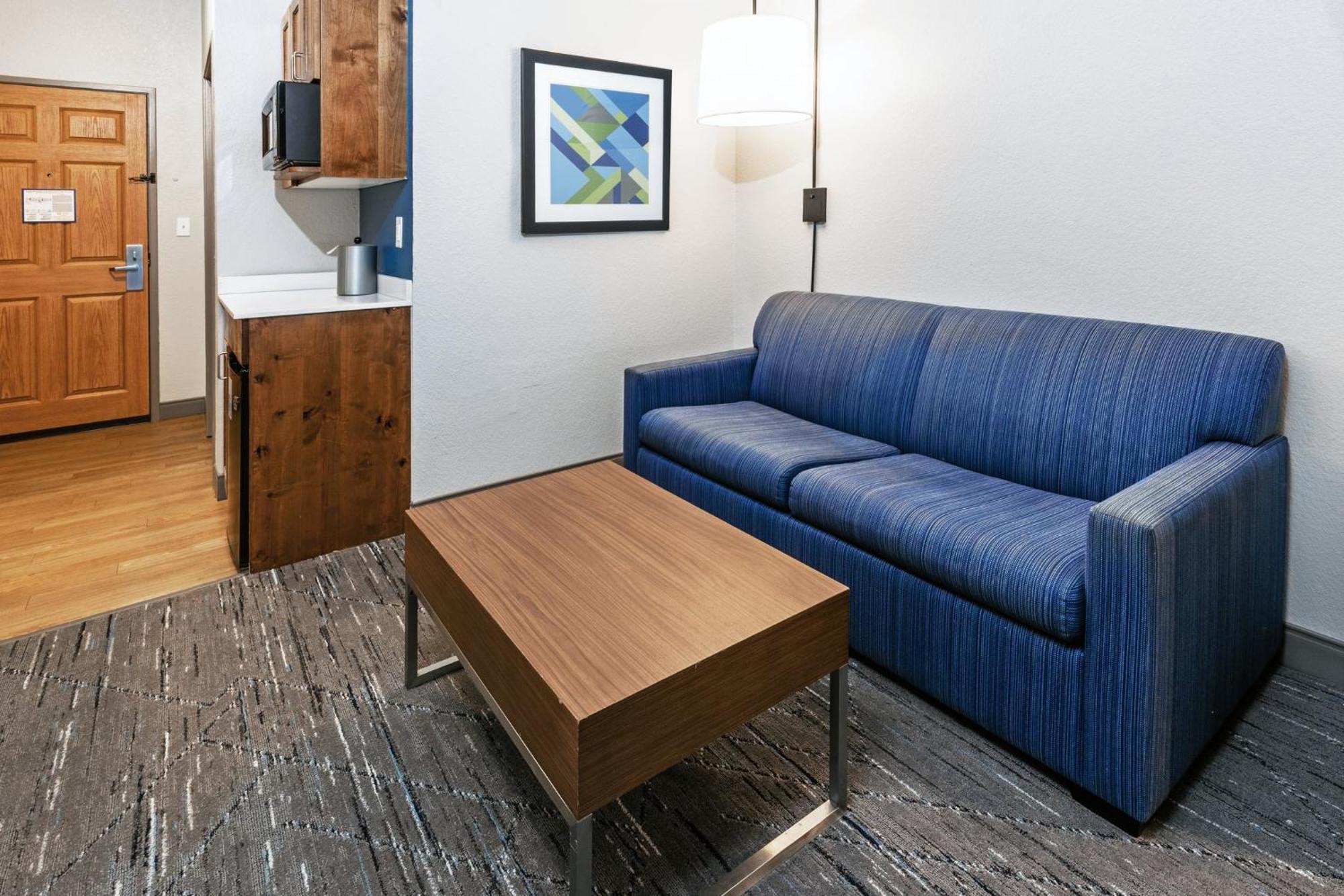 Holiday Inn Express & Suites Tulsa S Broken Arrow Hwy 51 By Ihg Luaran gambar