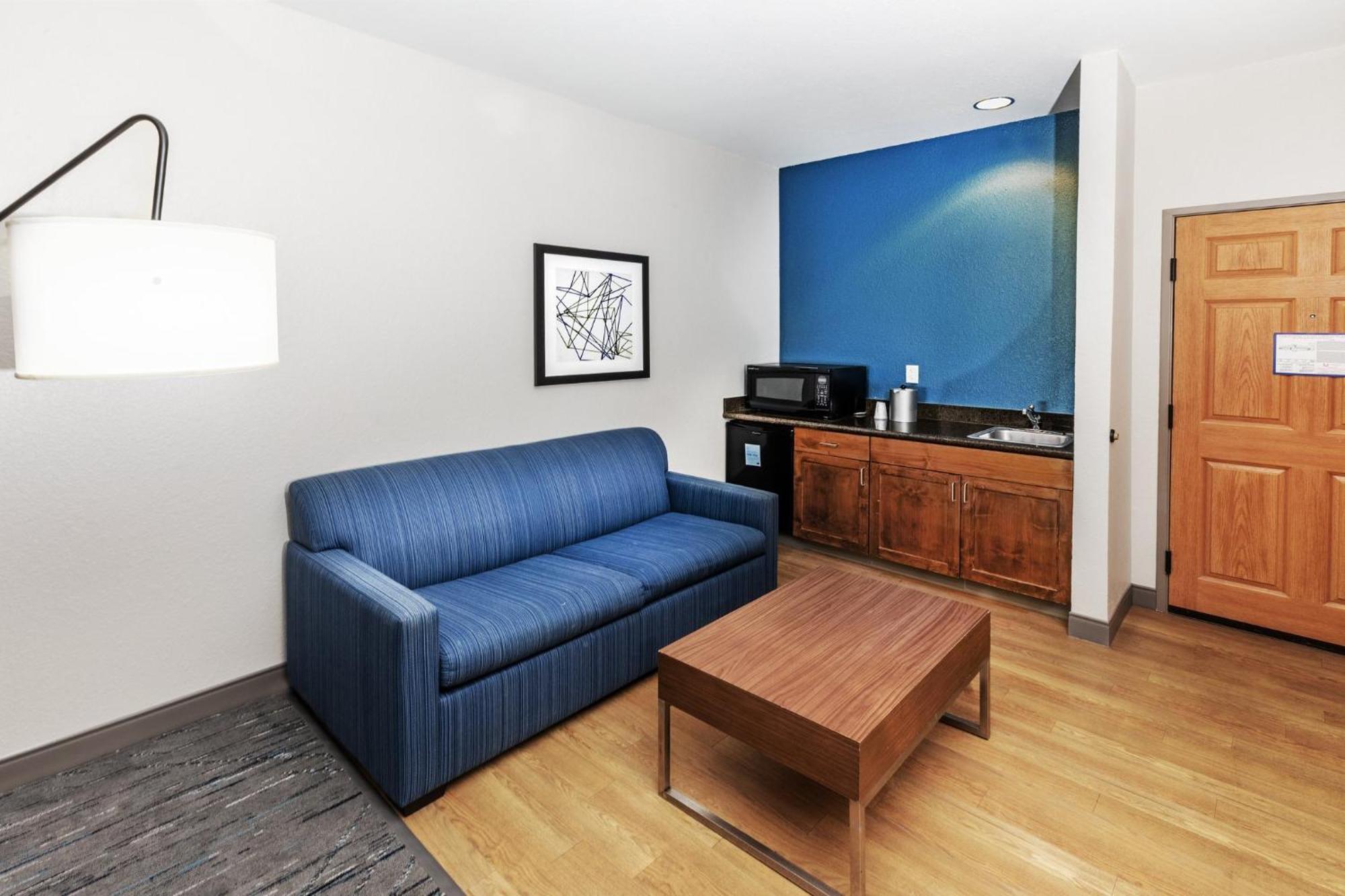 Holiday Inn Express & Suites Tulsa S Broken Arrow Hwy 51 By Ihg Luaran gambar